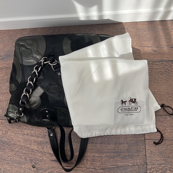 Stunning Coach tote - Picture 9 of 9